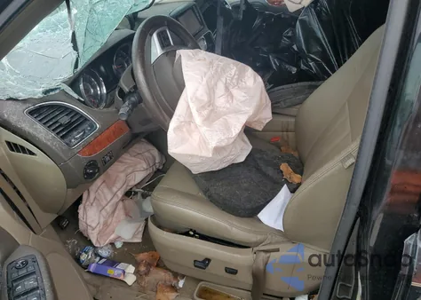 2014 Chrysler Town & Country Touring z USA, uszkodzony, nr VIN 2C4RC1BG1ER170900